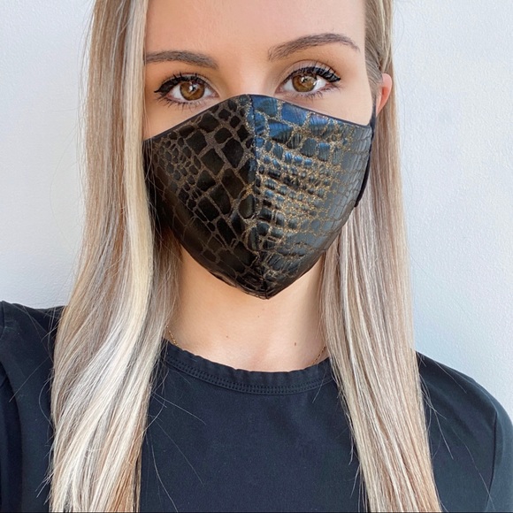 Accessories - 🖤 Black&Gold Croc Face Mask